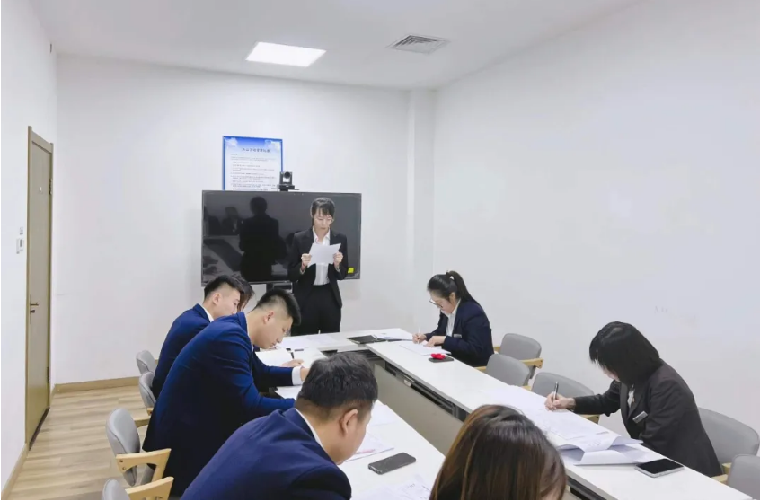 踔厉奋发 笃行不怠——尊龙文化公司召开2021年度在职员工述职测评会议